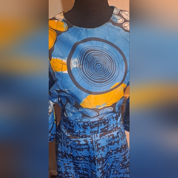 La Rose 2-piece Studded Skirt Set || See measurements - Picture 4 of 14